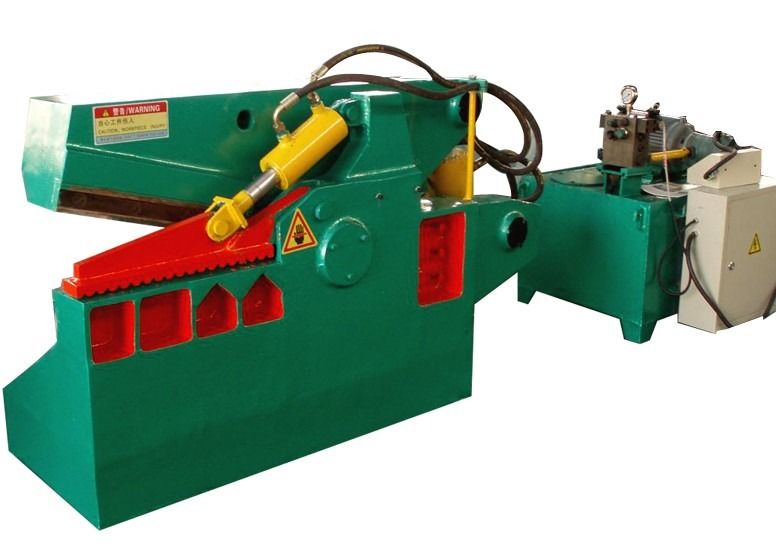 Electricity 2500 KN Scrap Metal Shear For Scrap Metal Recycling And Processing